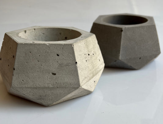 Vaso in cemento serie Erminia grigio