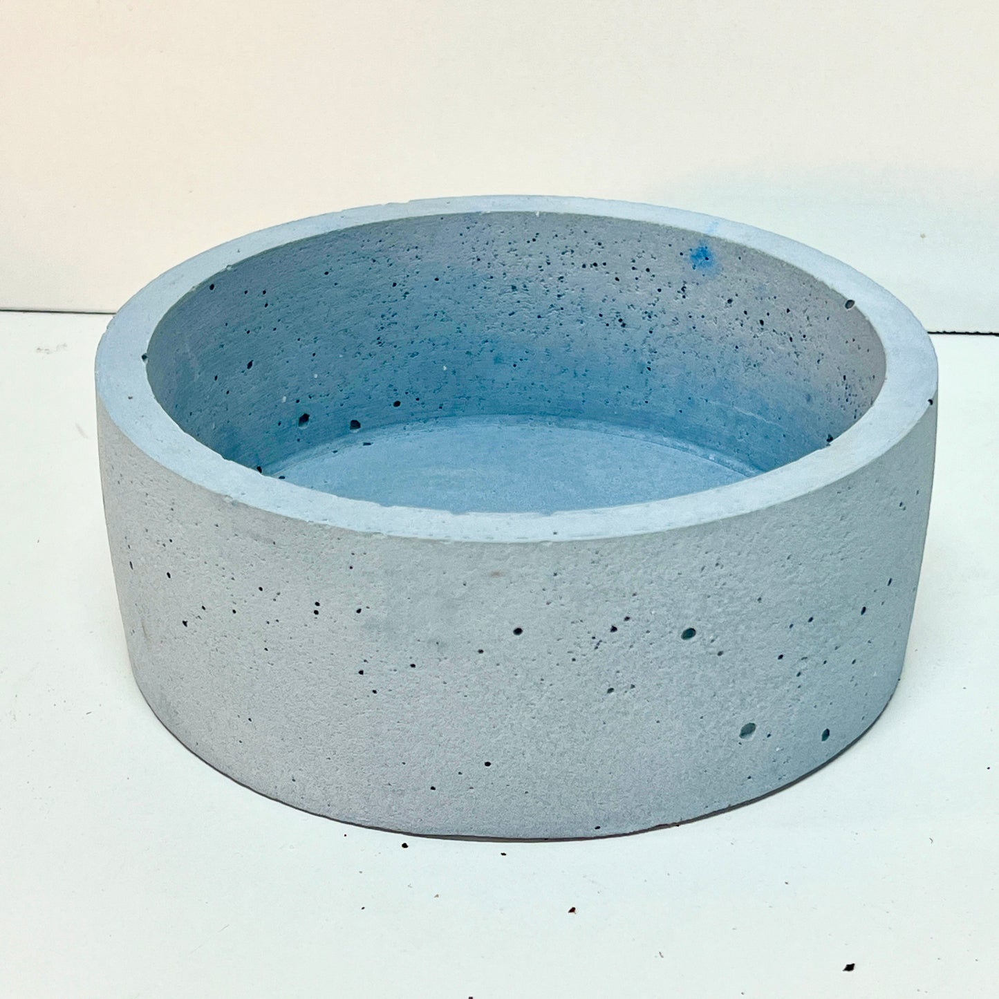 Bowl in cemento