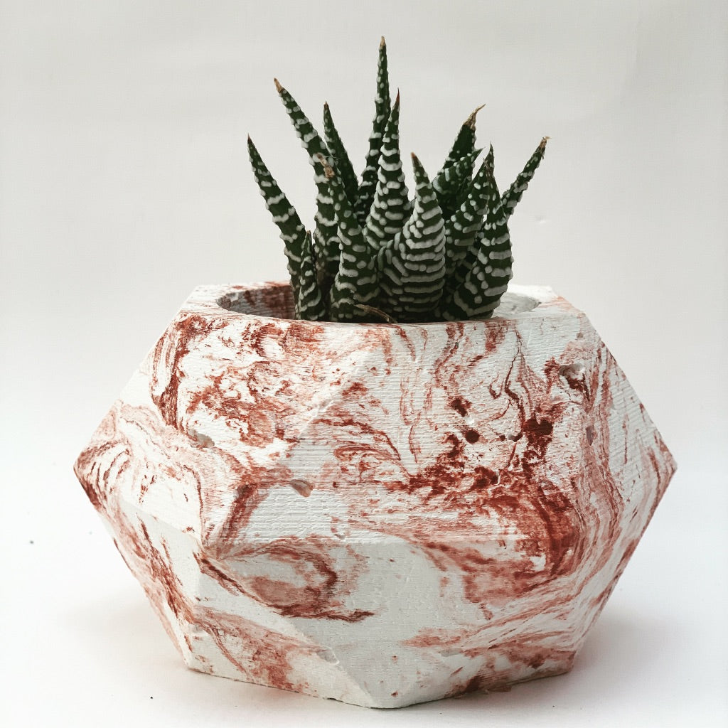 Vaso in cemento serie Isotta marmorizzato rosa