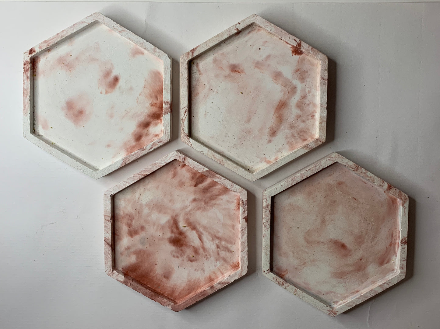 sottobicchieri in cemento marmorizzato rosa