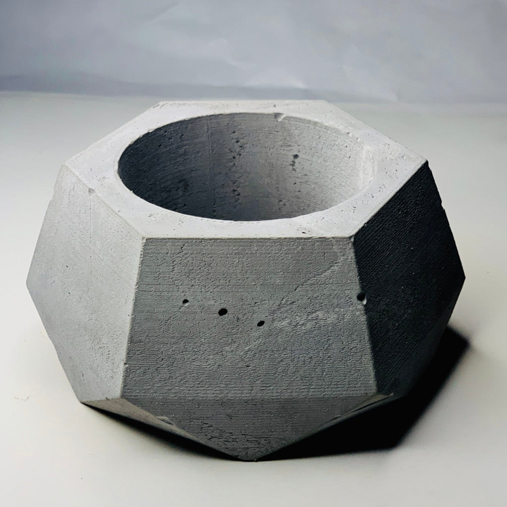 Vaso in cemento serie Erminia grigio